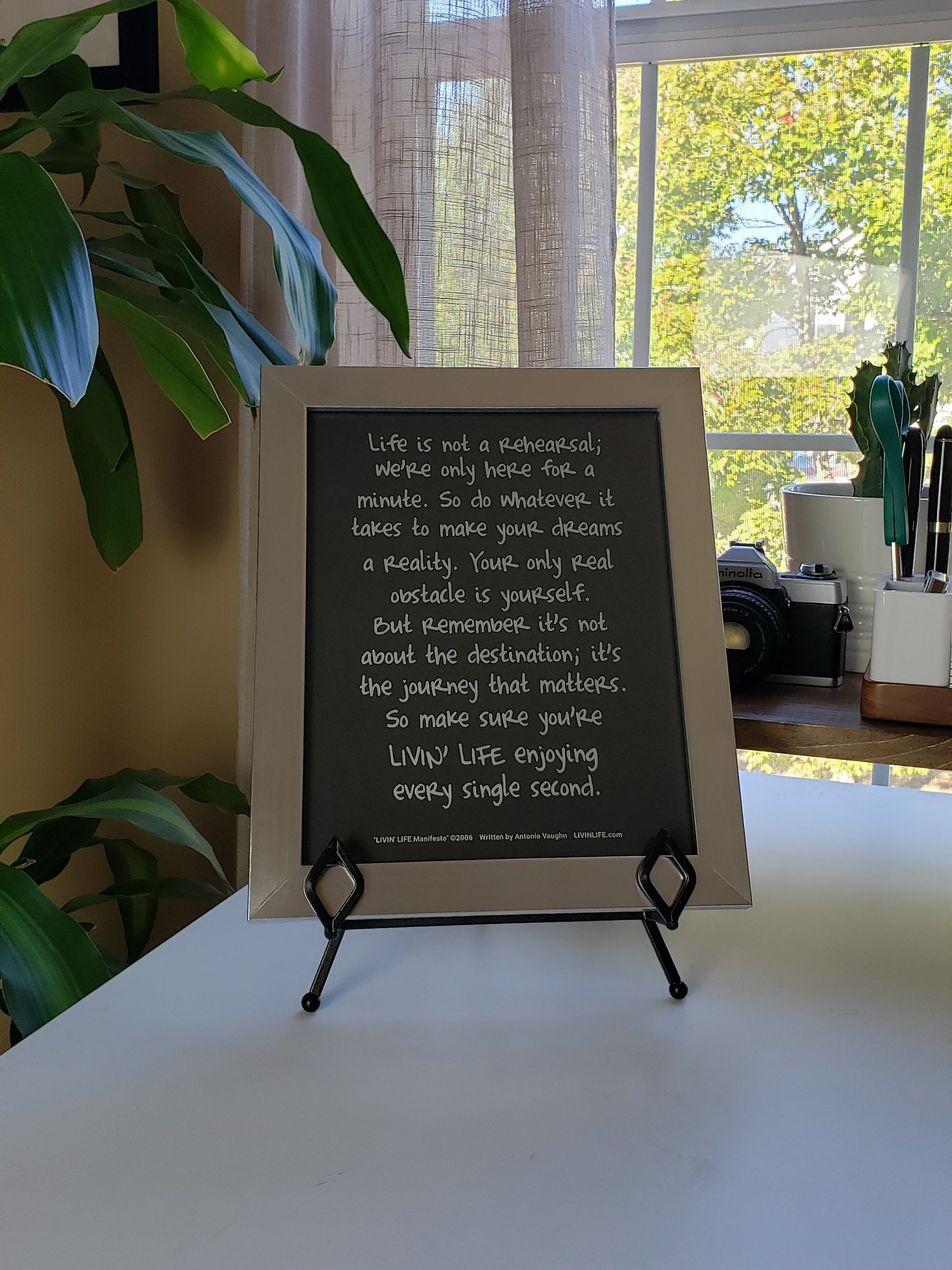 LIVIN' LIFE® Manifesto Print