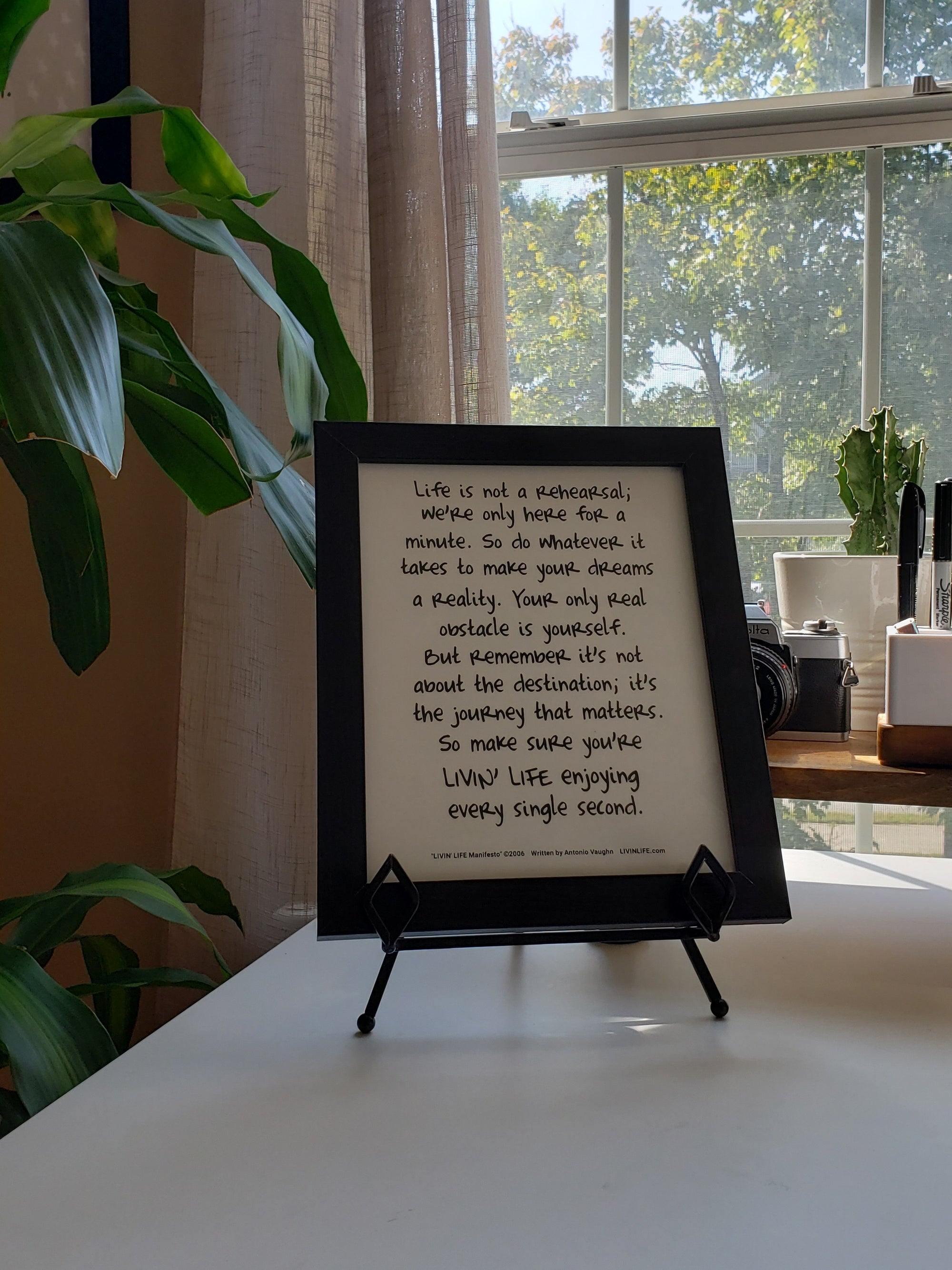 LIVIN' LIFE® Manifesto Print